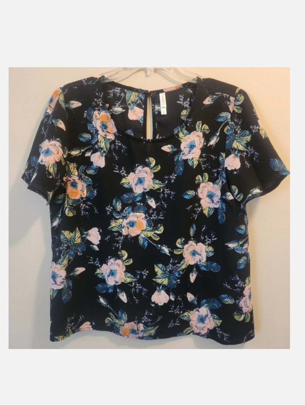 Xhilaration Women's Floral Short-Sleeve Top